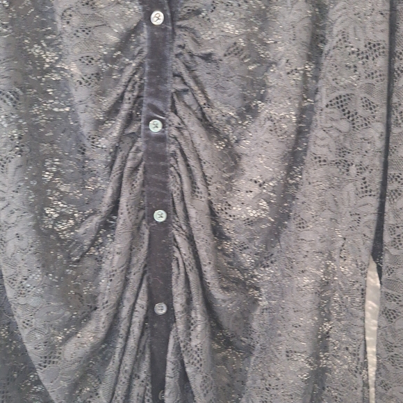 Lane Bryant Black Lace Button Front Top Size 20 Sheer Ruched Blouse Velvet Trim - Picture 14 of 14